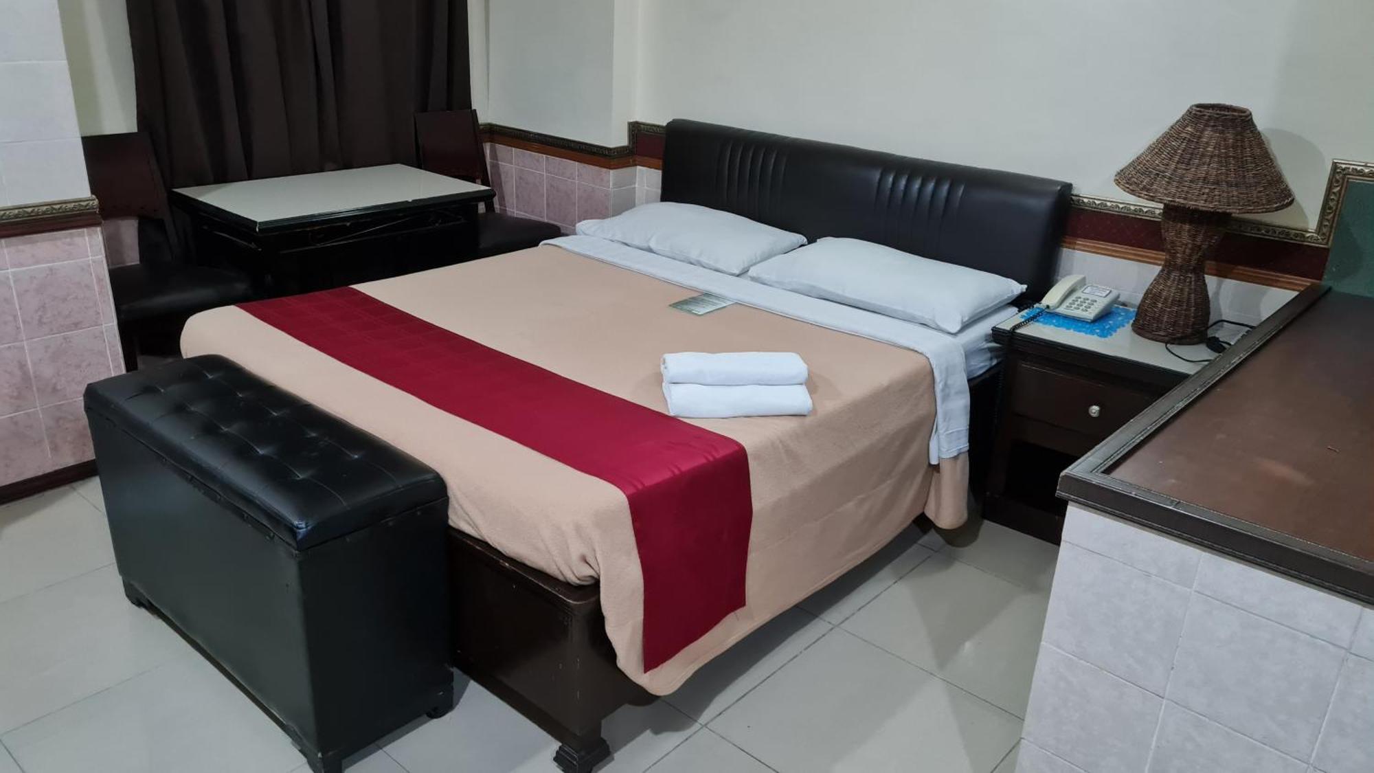 Tiger Hotel آنغلوس المظهر الخارجي الصورة