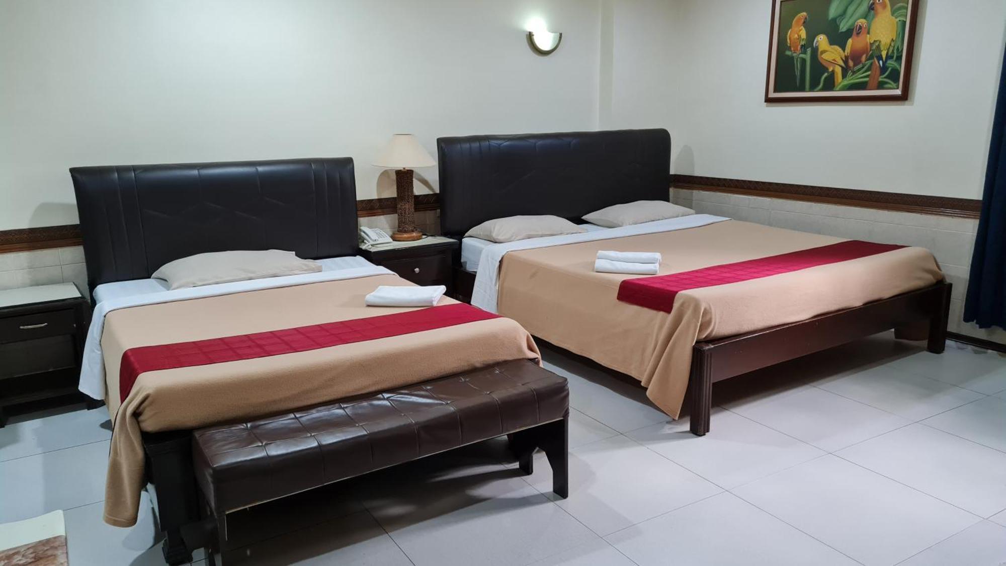 Tiger Hotel آنغلوس المظهر الخارجي الصورة
